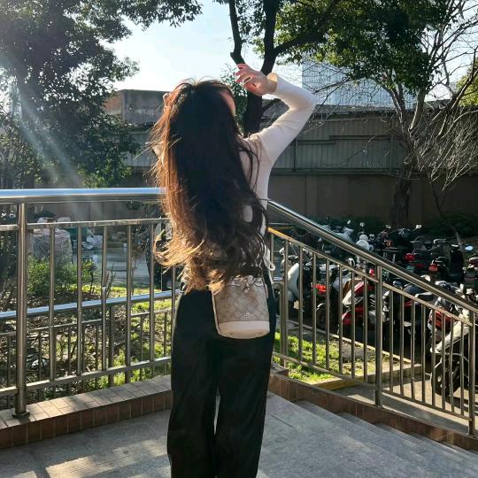 Chen.💛