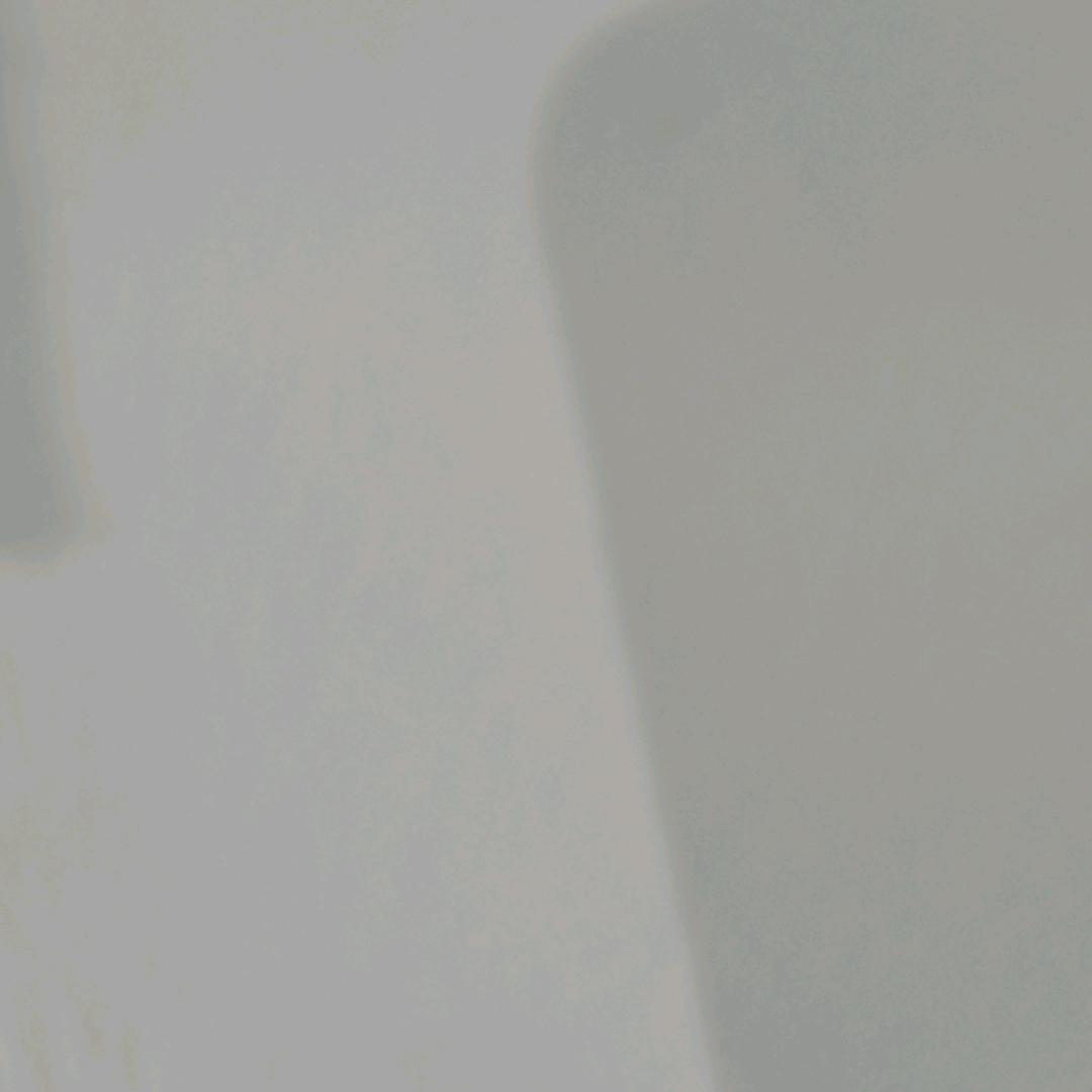 青年