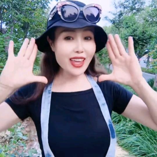 70年程程爱跳舞