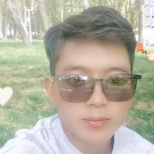 西藏男子😀😀😀