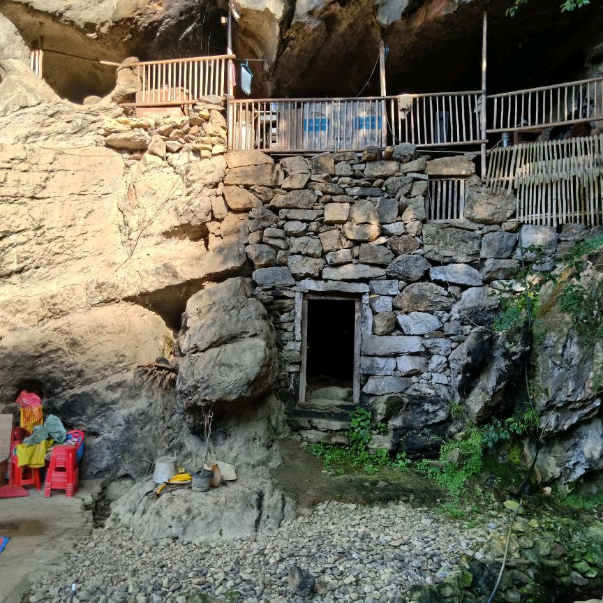 龙梅山洞