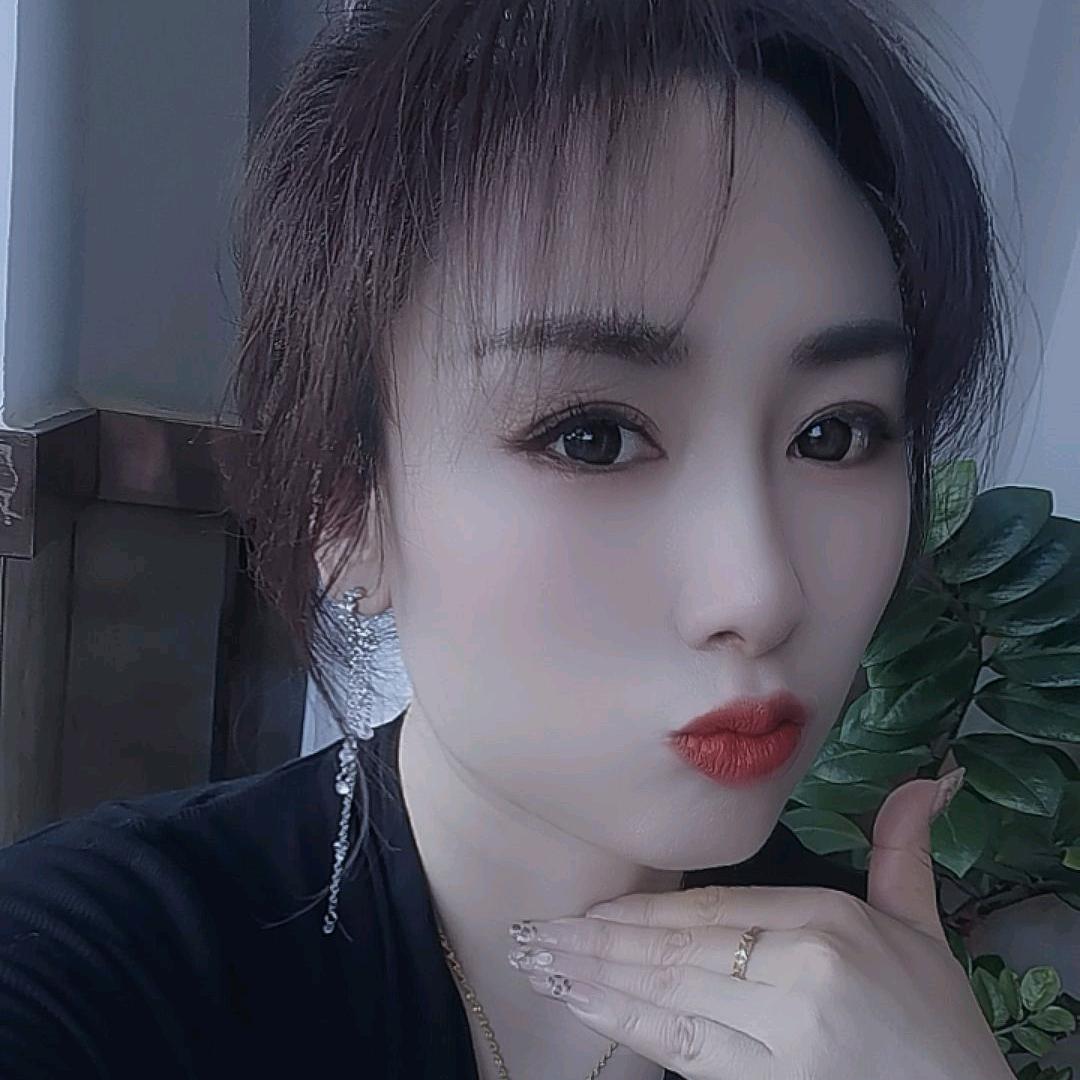 @不讨好的柚柚呀