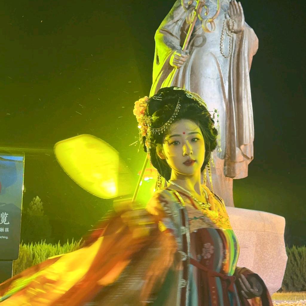 曦曦子爱吃米饭