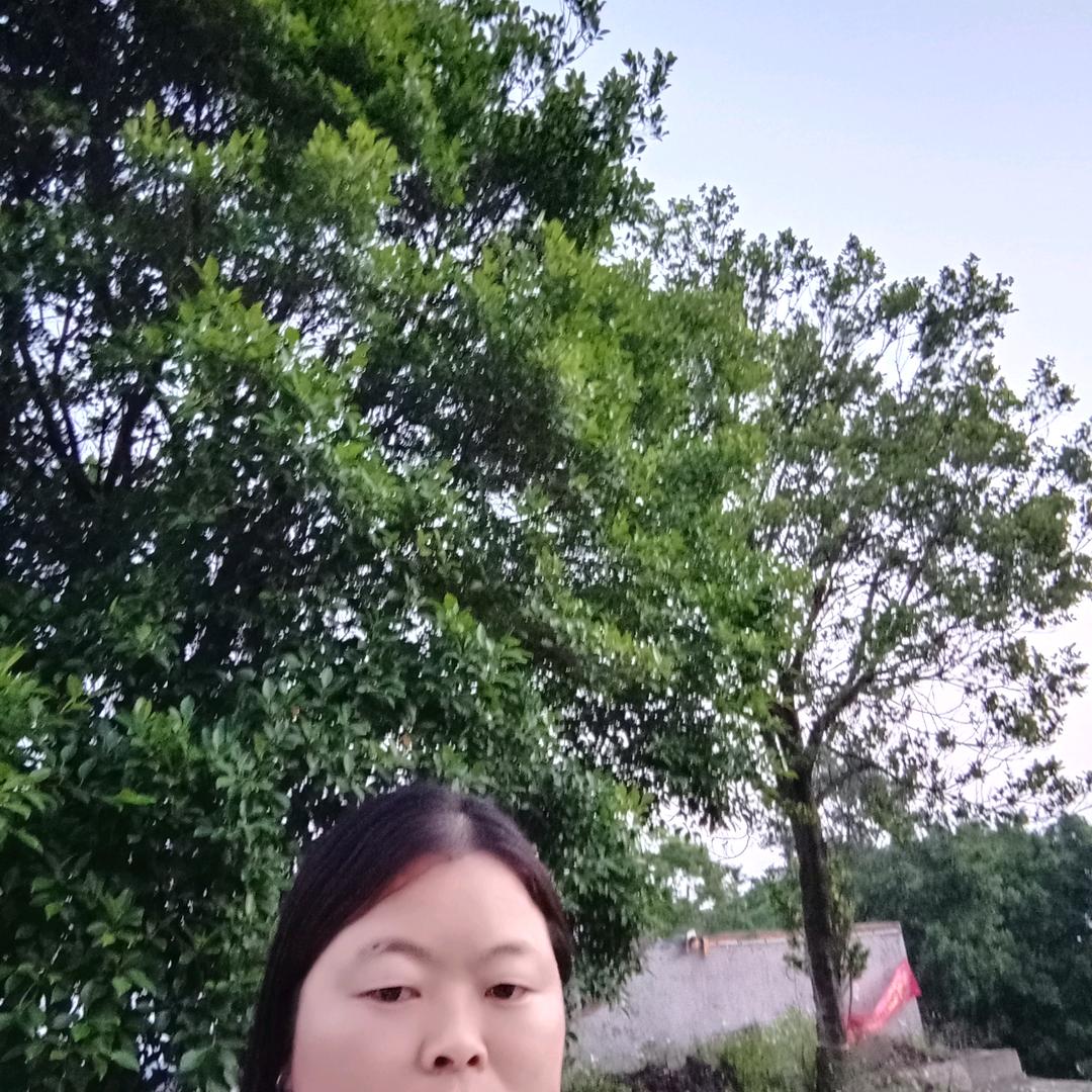 人怕无情，心怕伤。