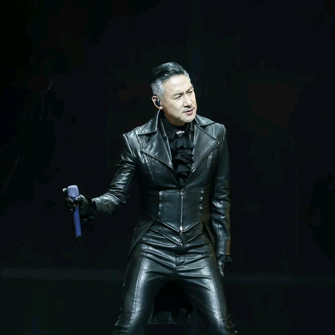 小鹿在乱撞