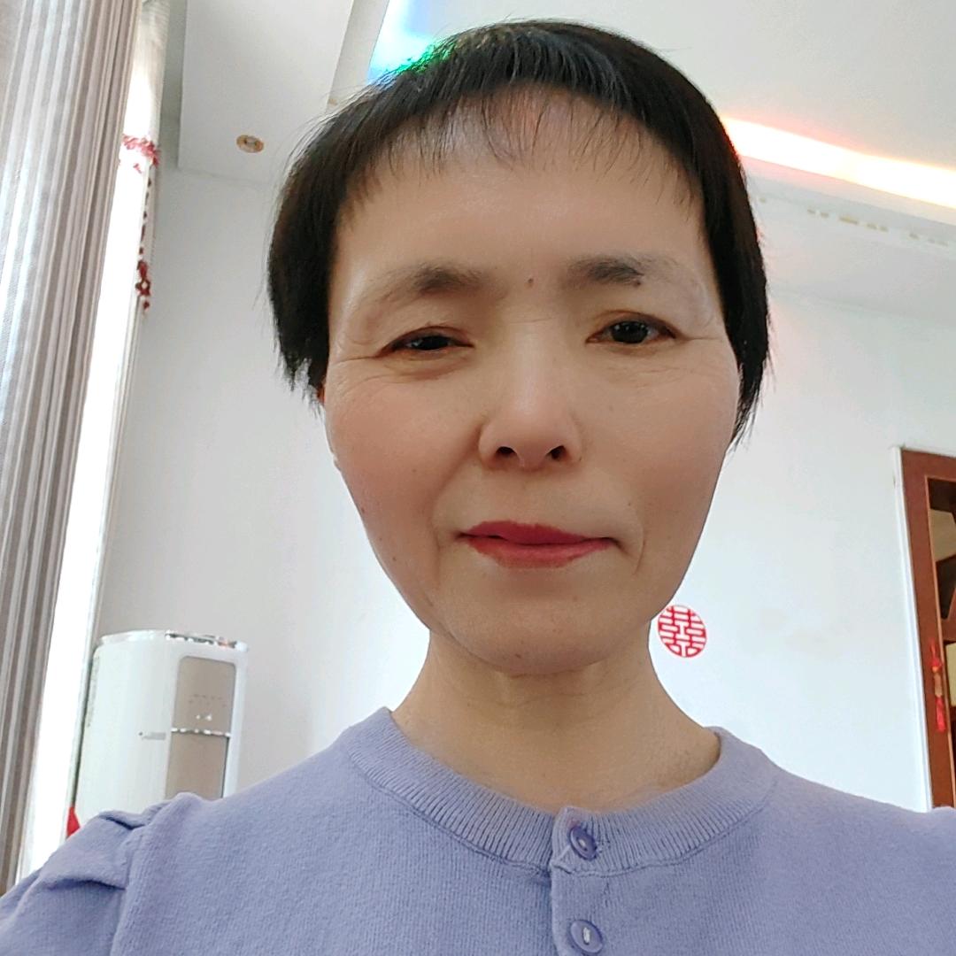 绍霞爱跳舞《晚上8点20分开播》