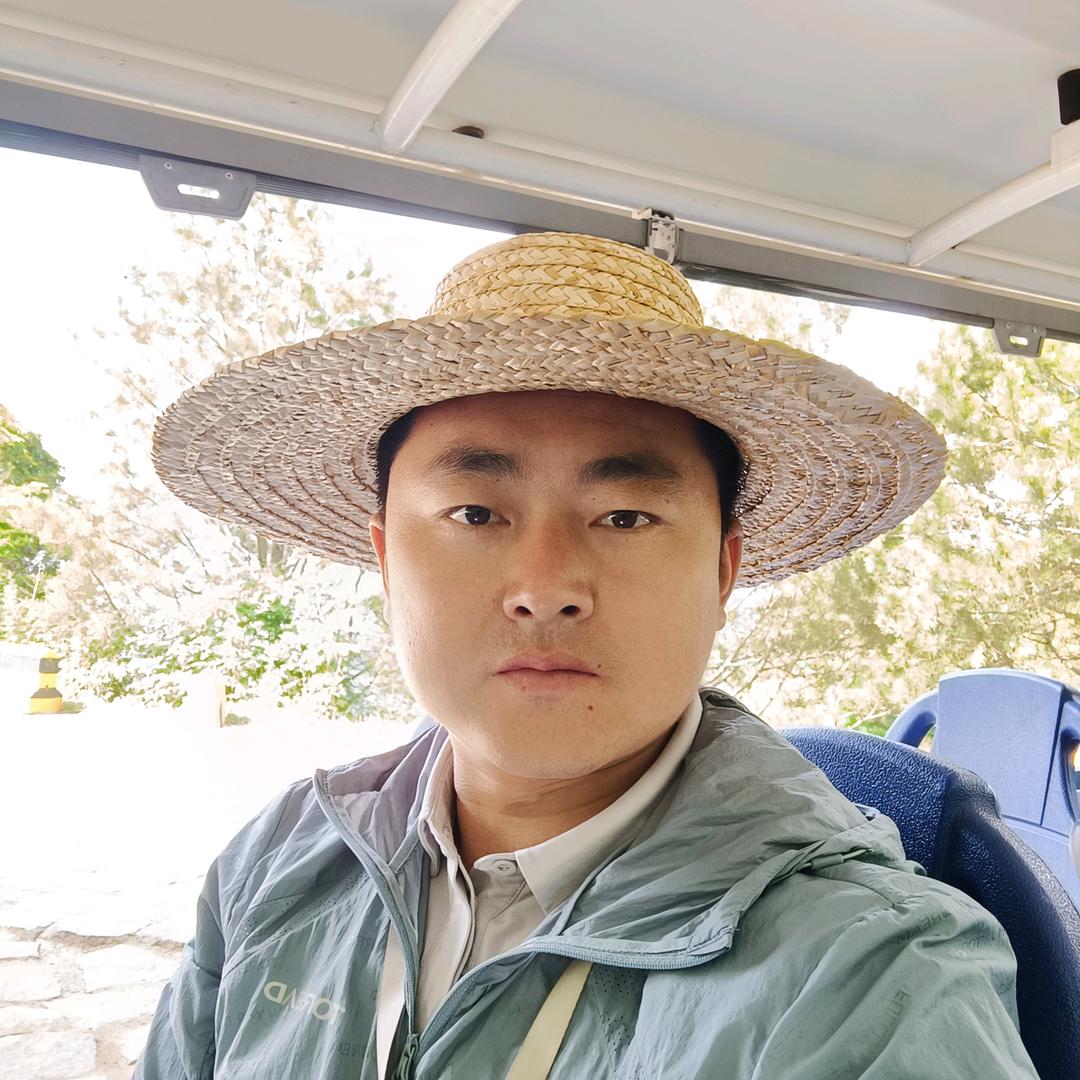 翠华山景区小朱先生