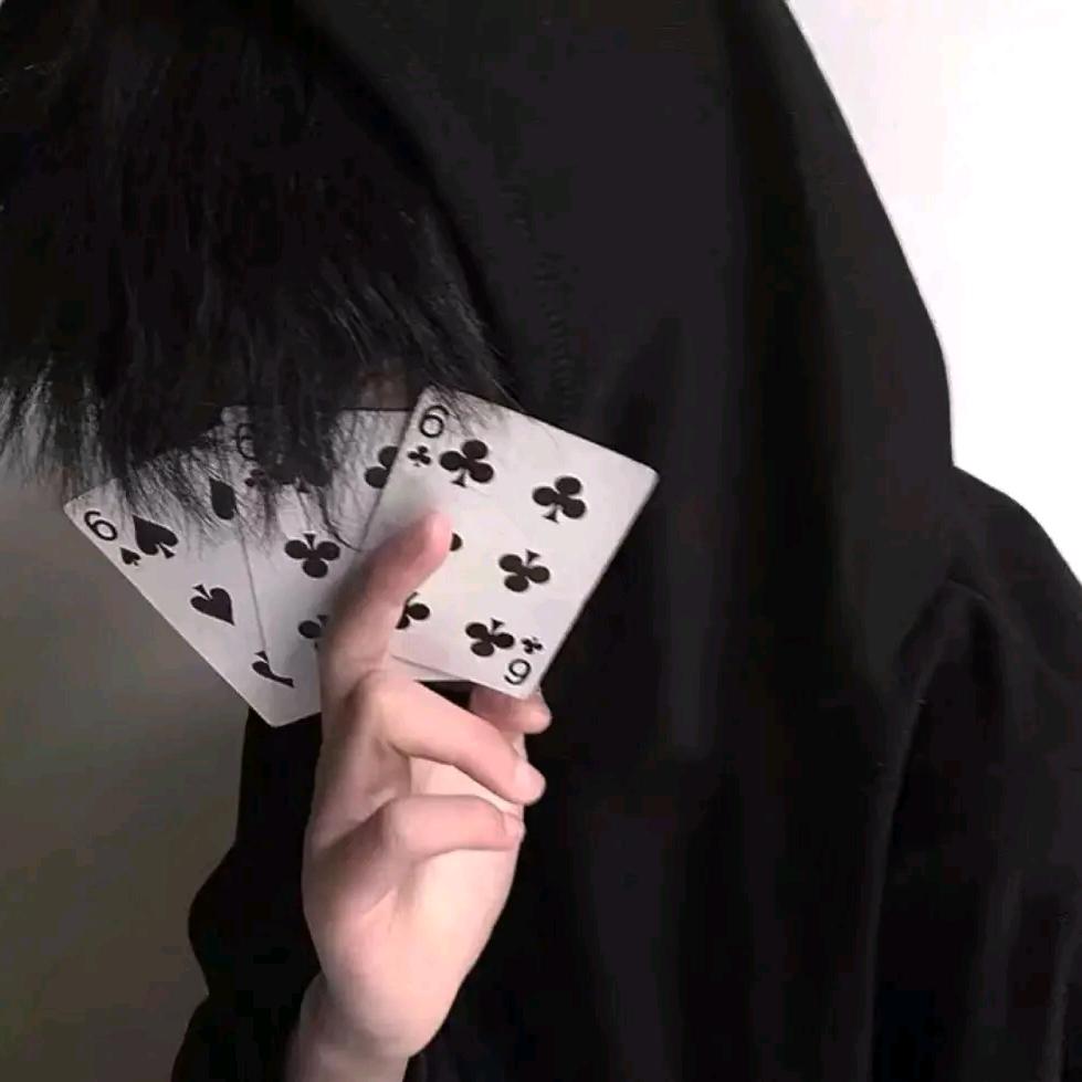 （俊）（宇）