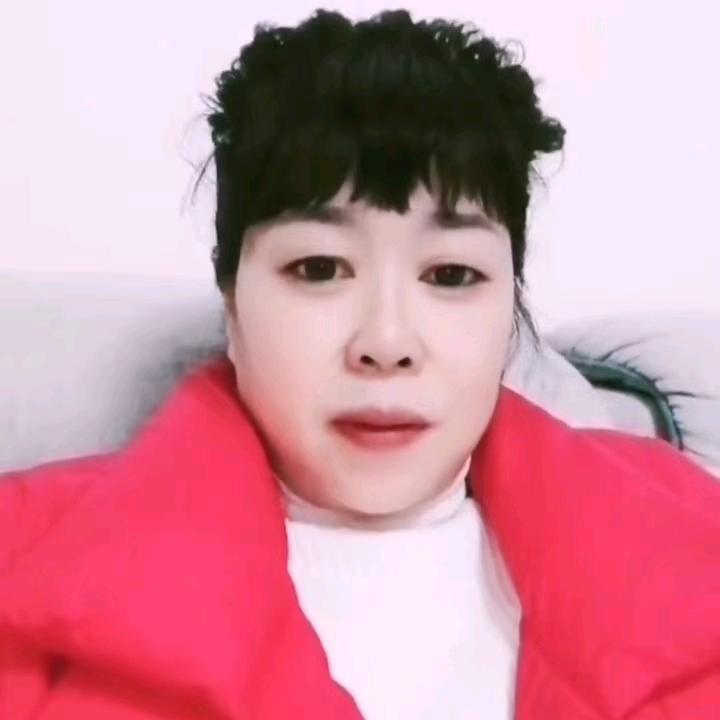 秋花香（拒绝私聊）