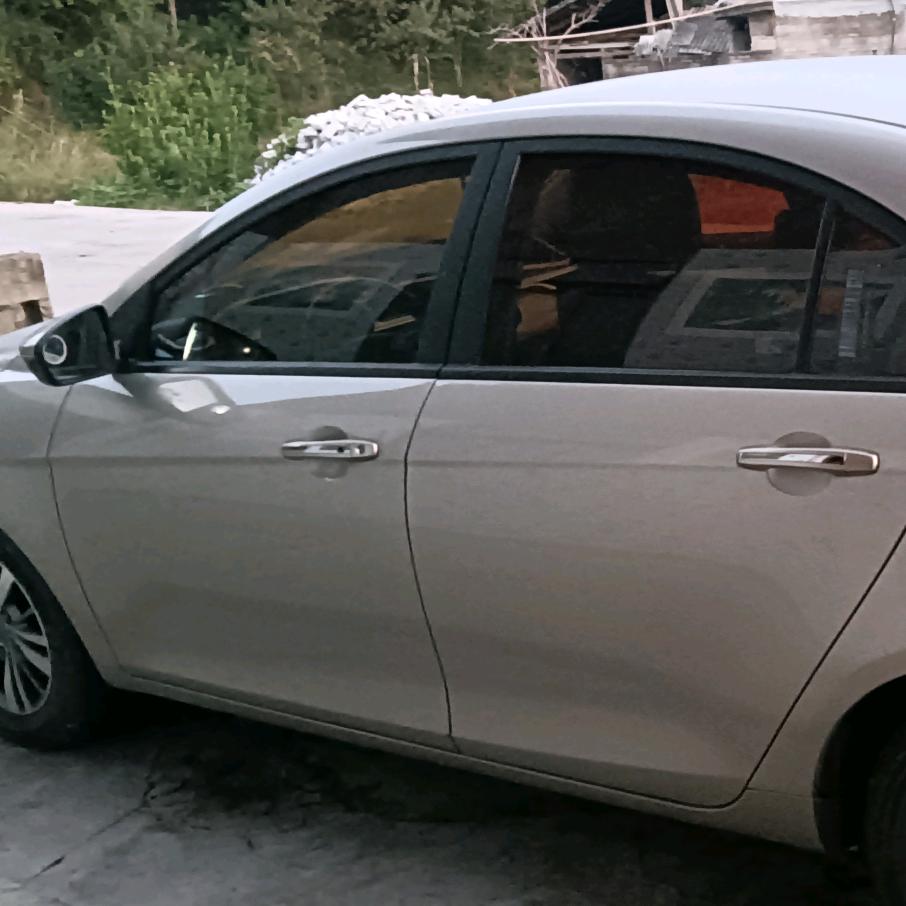 永远爱着谁17588801138