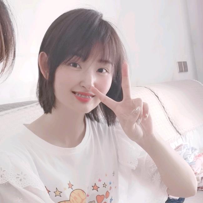 小啾啾   😗