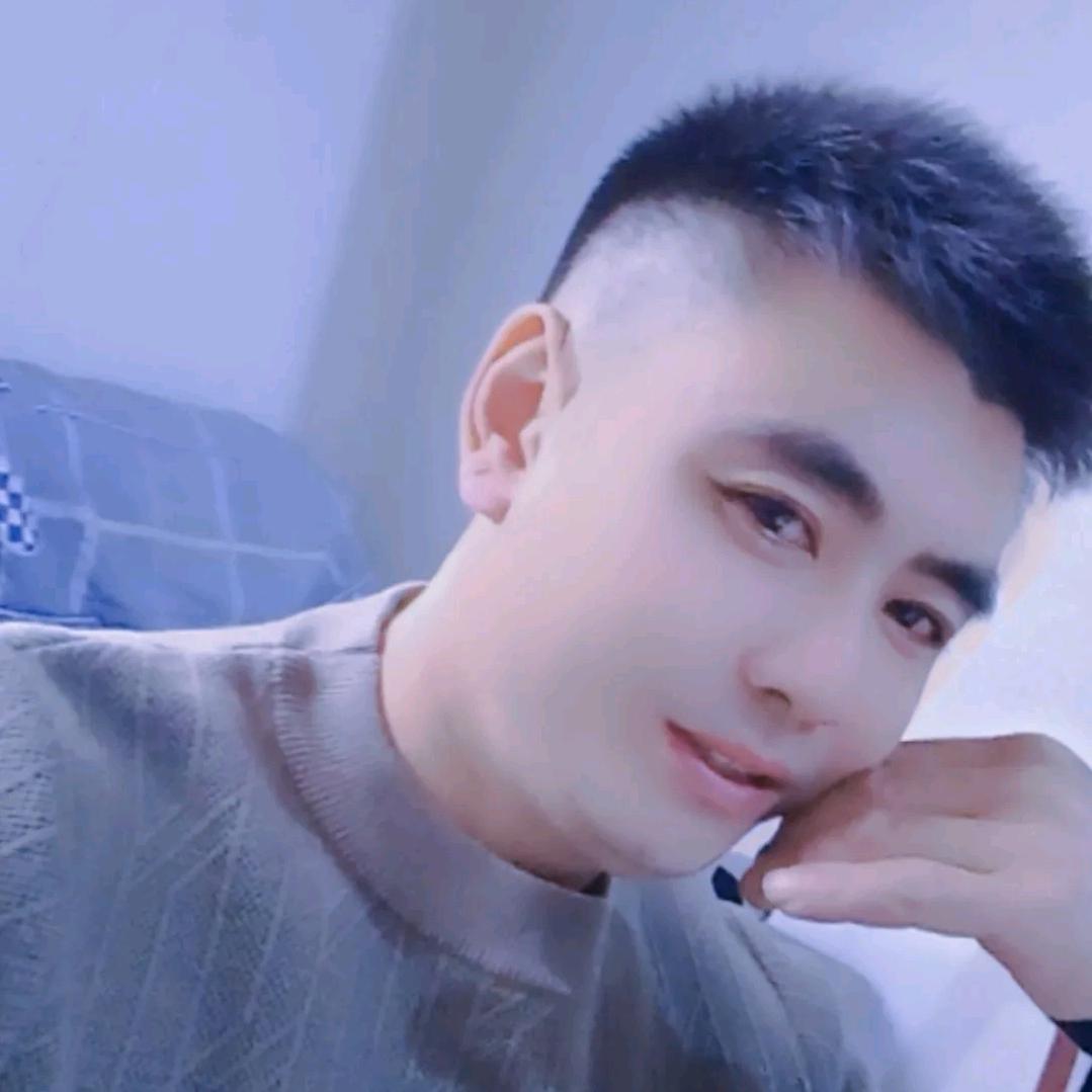 砸不烂的 石头