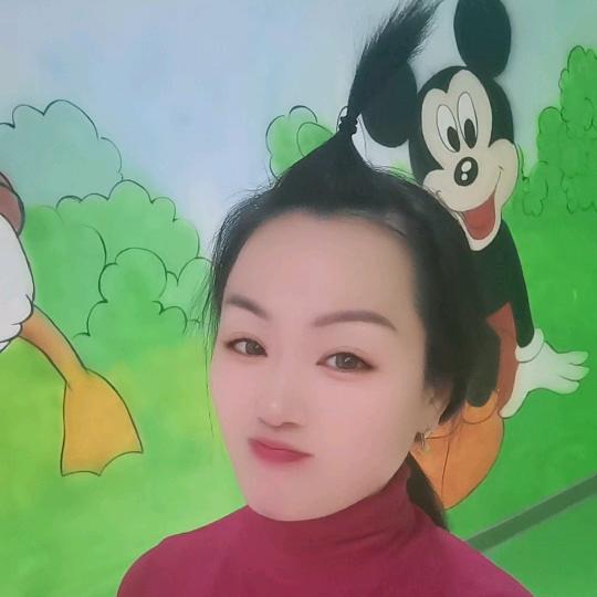 在新疆卖土鸡的嘉灵