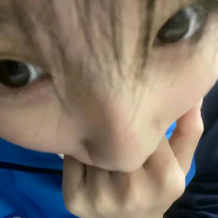 刘雯茜