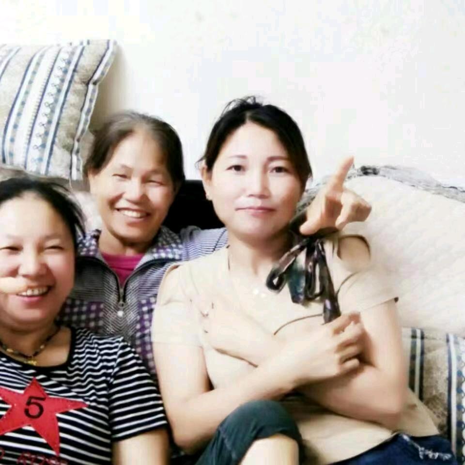 贵州石何开抖音是第1个点赞