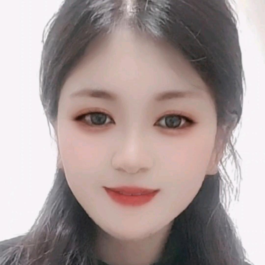 李