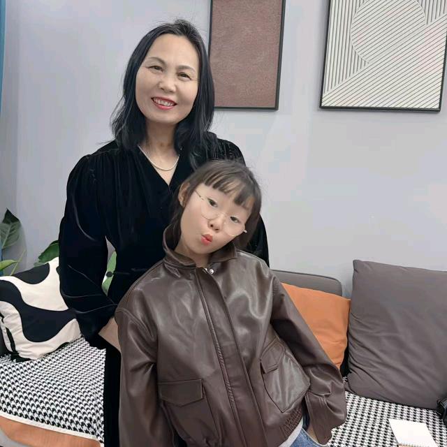 妞妞奶奶