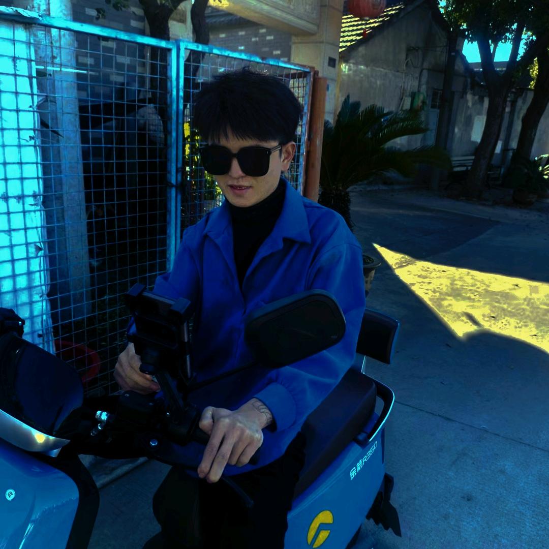 中国💪💪《小啊华》