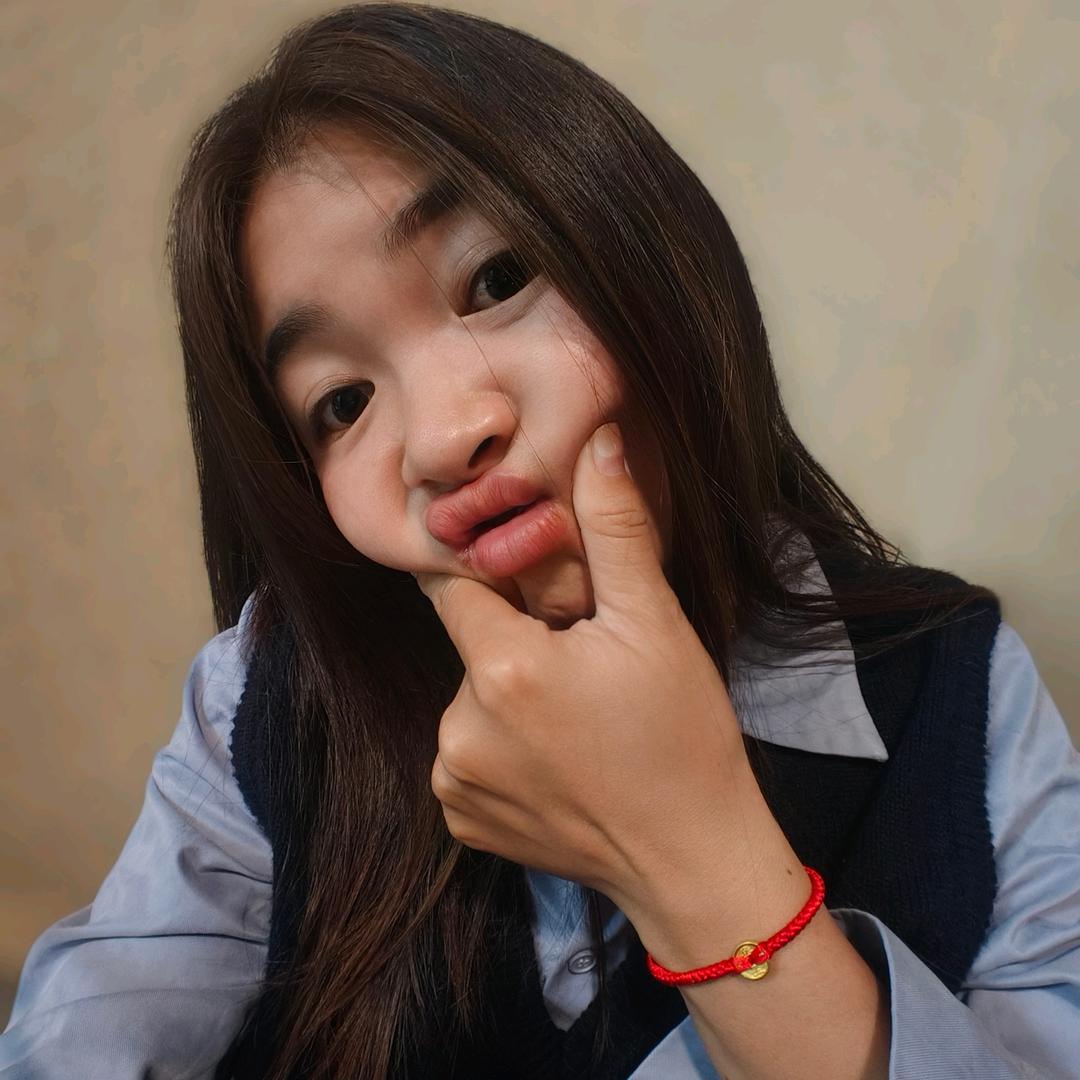 P`anᴗ•'燕子、