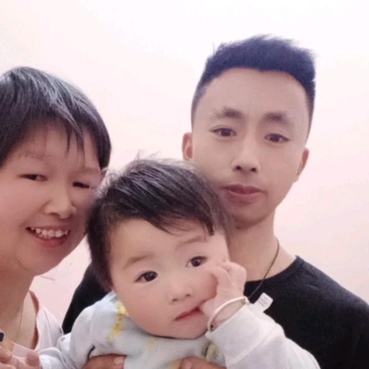 赵红红，日子赵样红红火火。