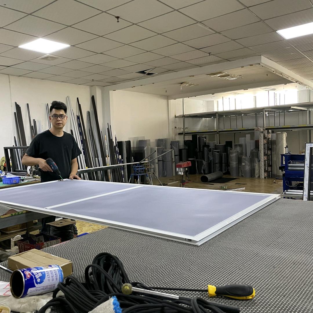 重庆-渝北-纱窗、防护栏铝材工厂：余二货