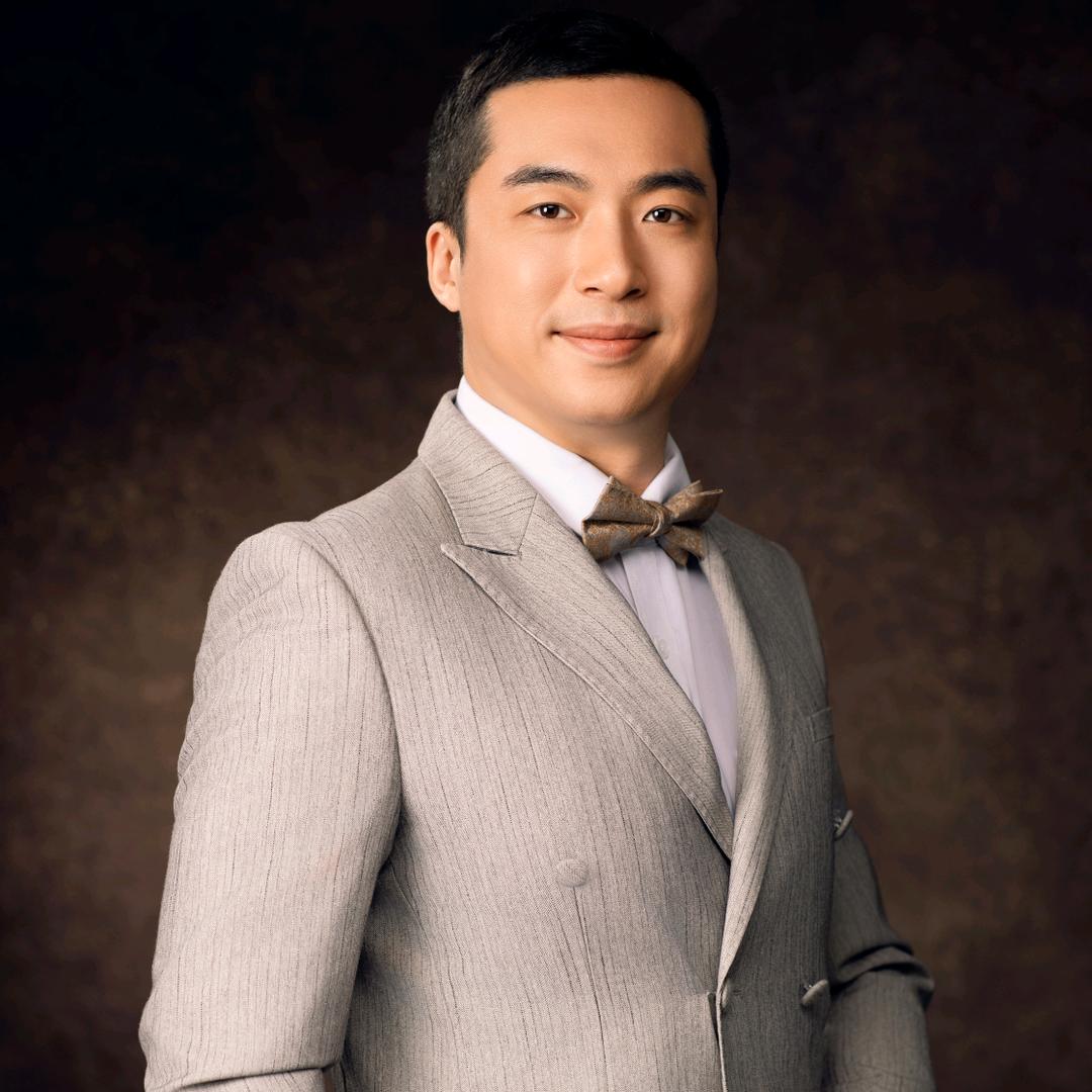 钢琴大师郝宏图