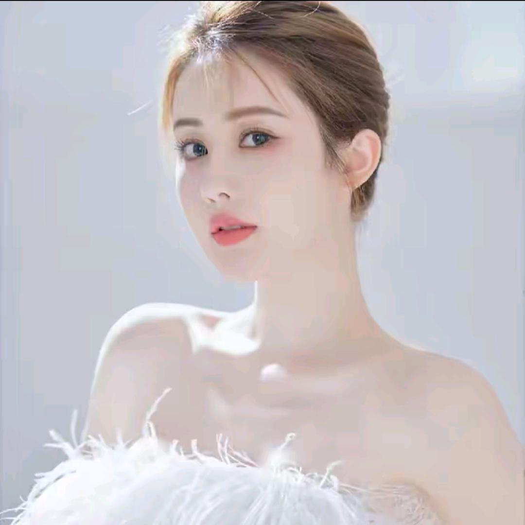 韦雪^