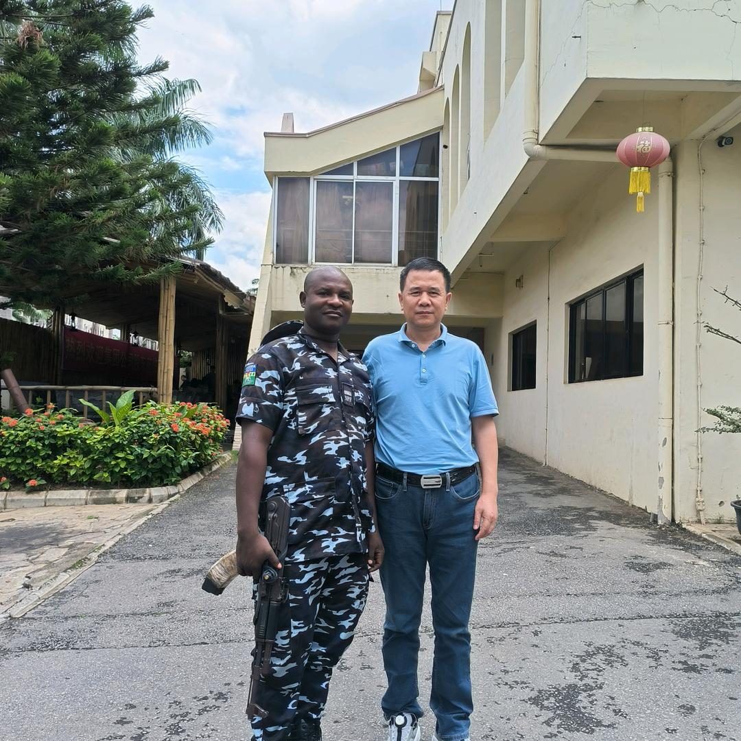 厦门鲸点卫浴老谢