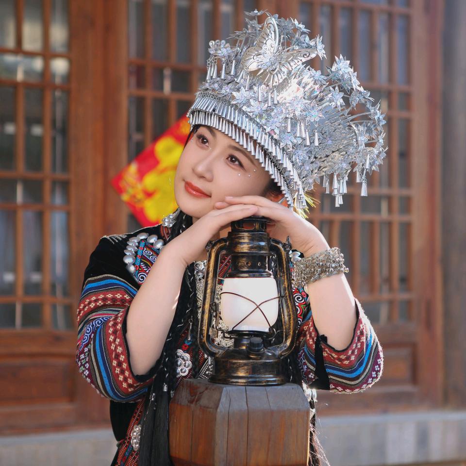 畅佳纺织（芳芳）