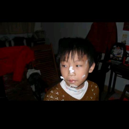 小果叮手搓阿童木