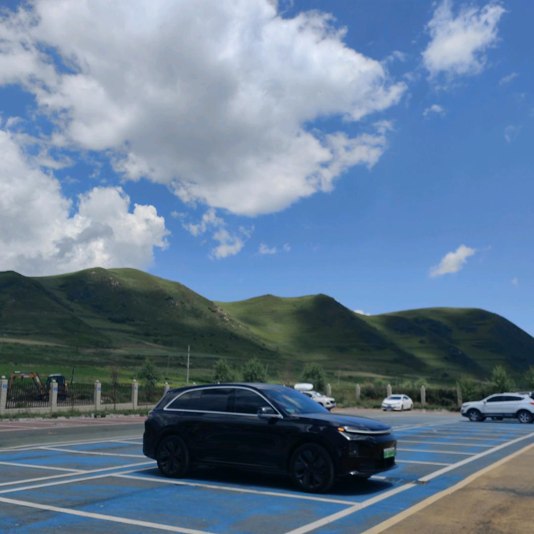 张记酸菜串串店