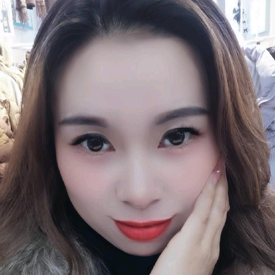 何芳