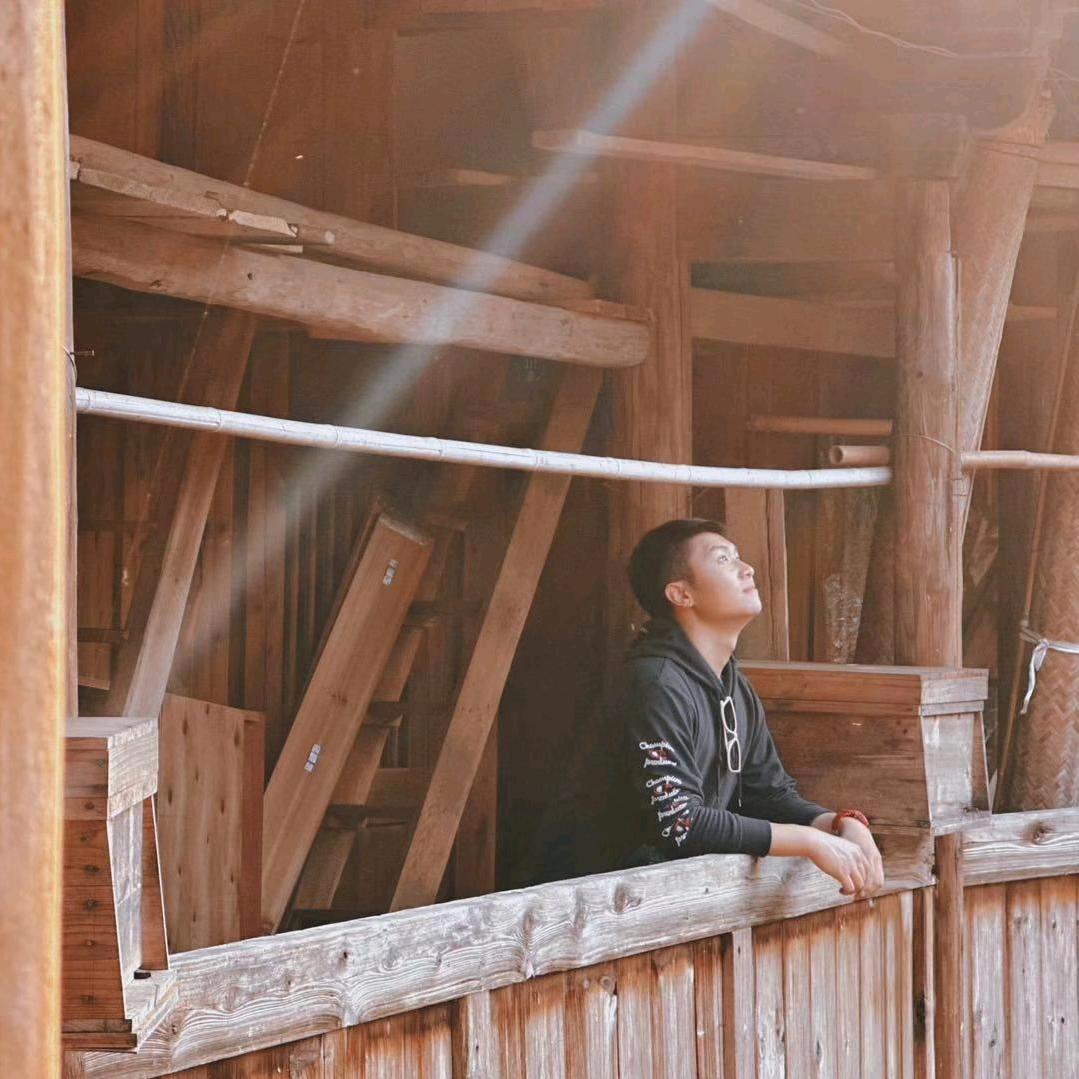 汕头一哥卖房🐯