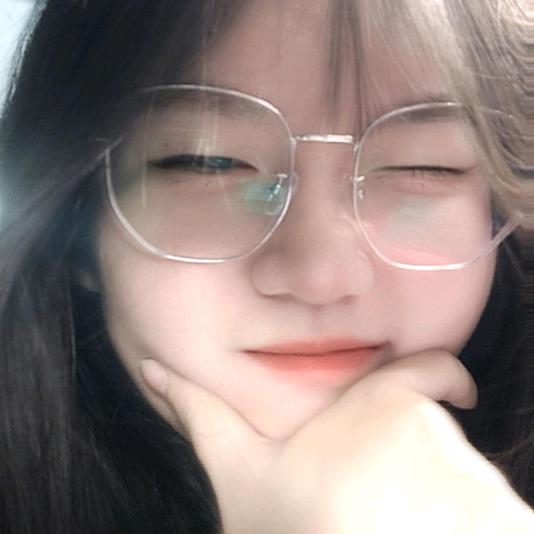 安安.