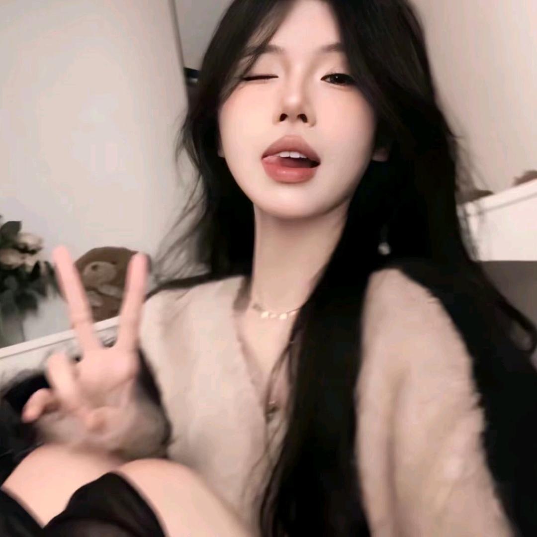 肚子咕咕叫ᵇᵃᵇʸ.