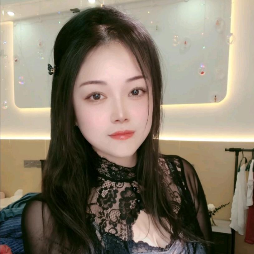 静静👑