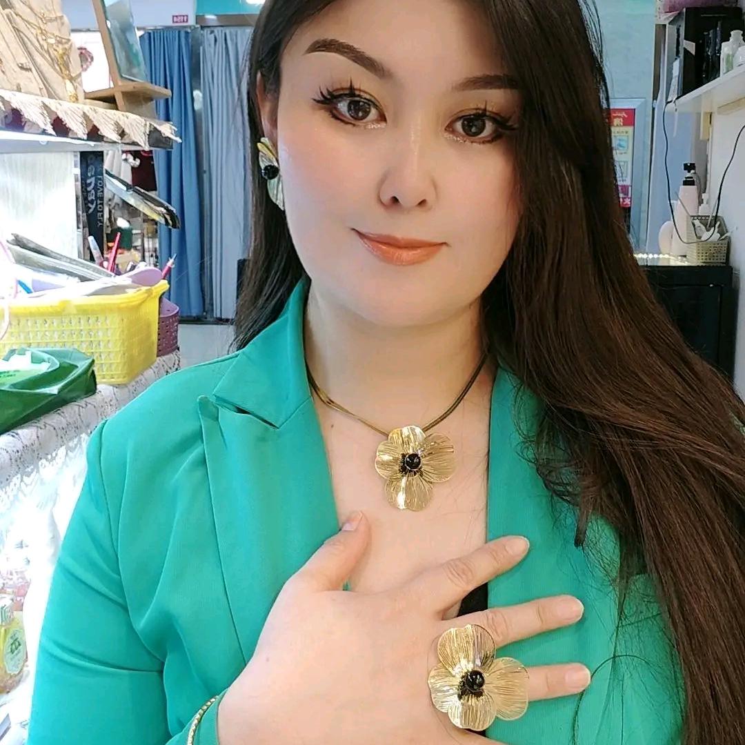 沙依拉首饰店