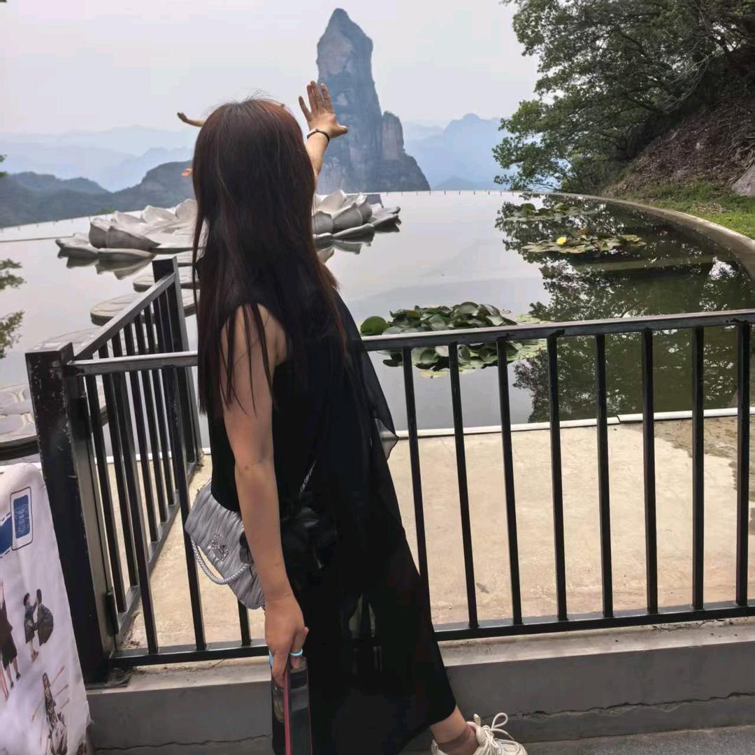 阳光四溢