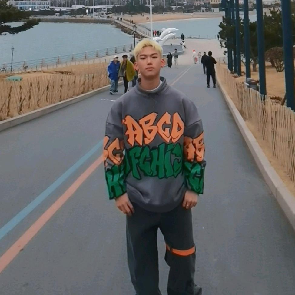 🐽门卫左理不黎宝