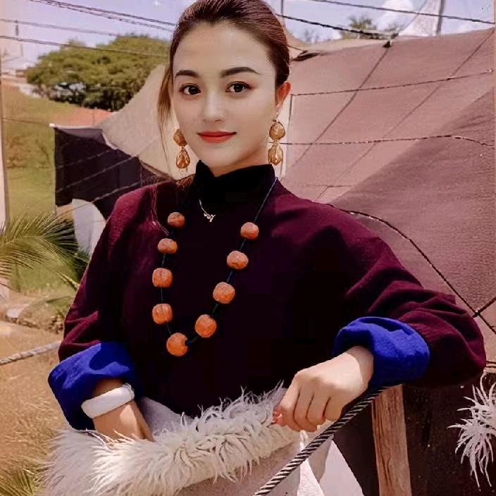 藏家姑娘