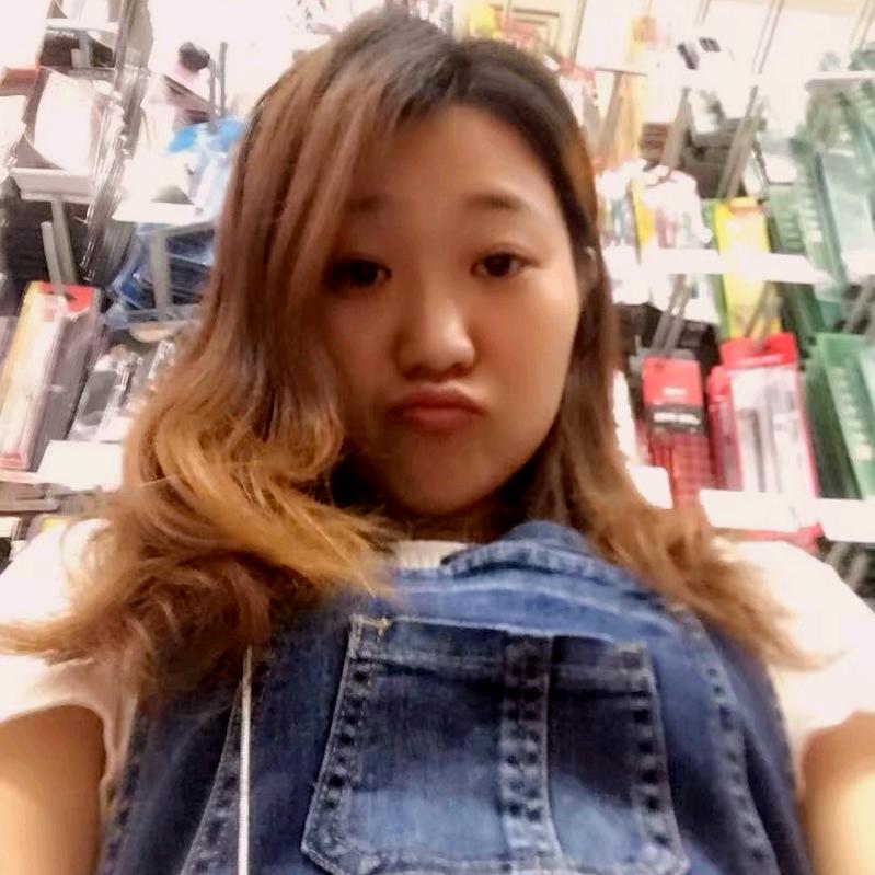 灿灿-