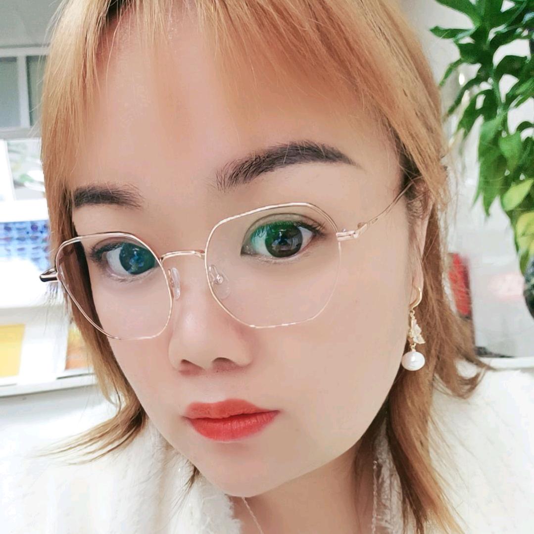 艳儿310（小马）玩毛线🧶