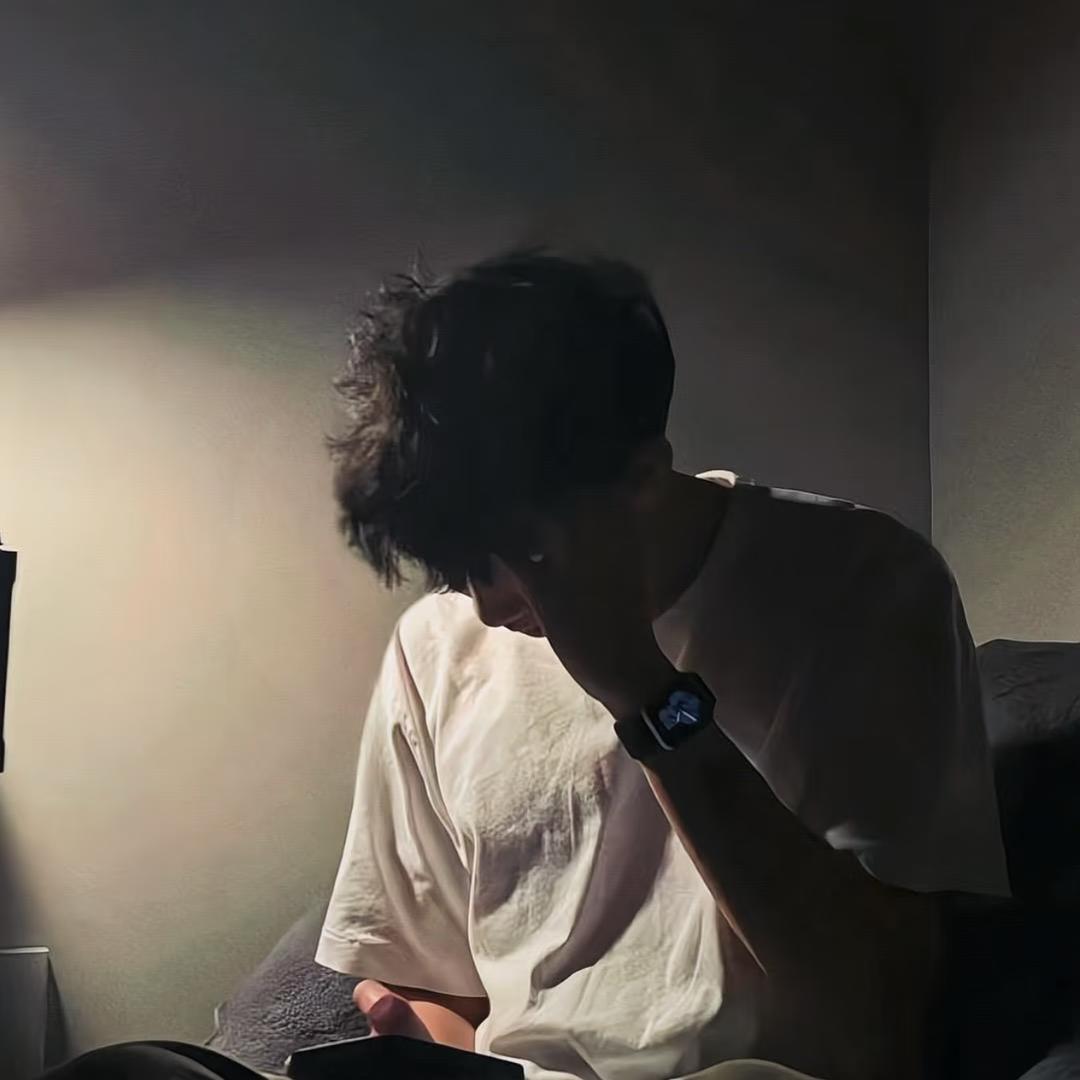 顾然