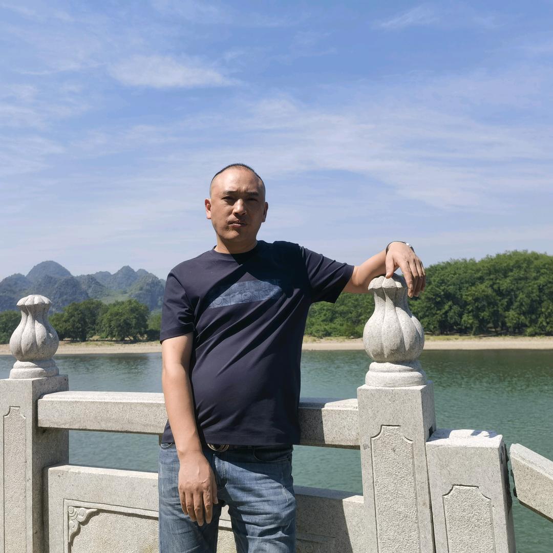 赫章县富轩门窗