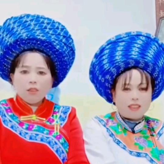 幸福才开心！