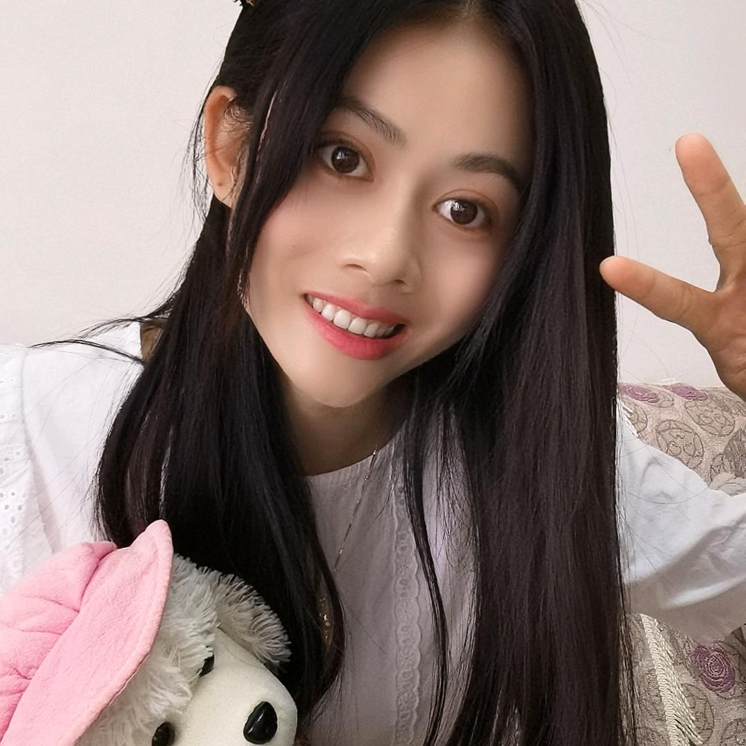 是艳艳吖