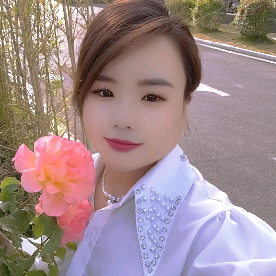 藤椅听蝉