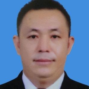 润通矿山机械及昆仑润滑油，轮胎