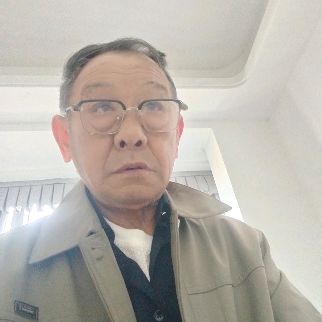 不倒翁…海南三亚，郝长友