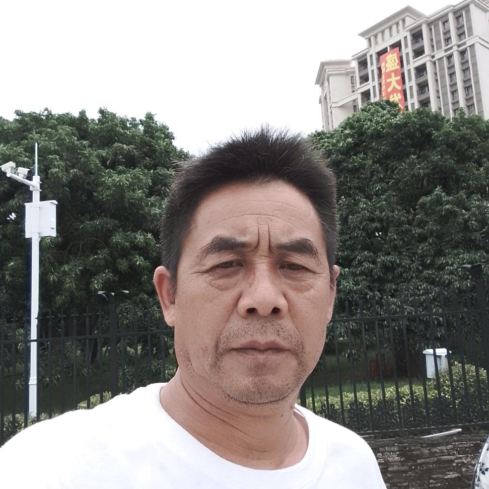 老卢